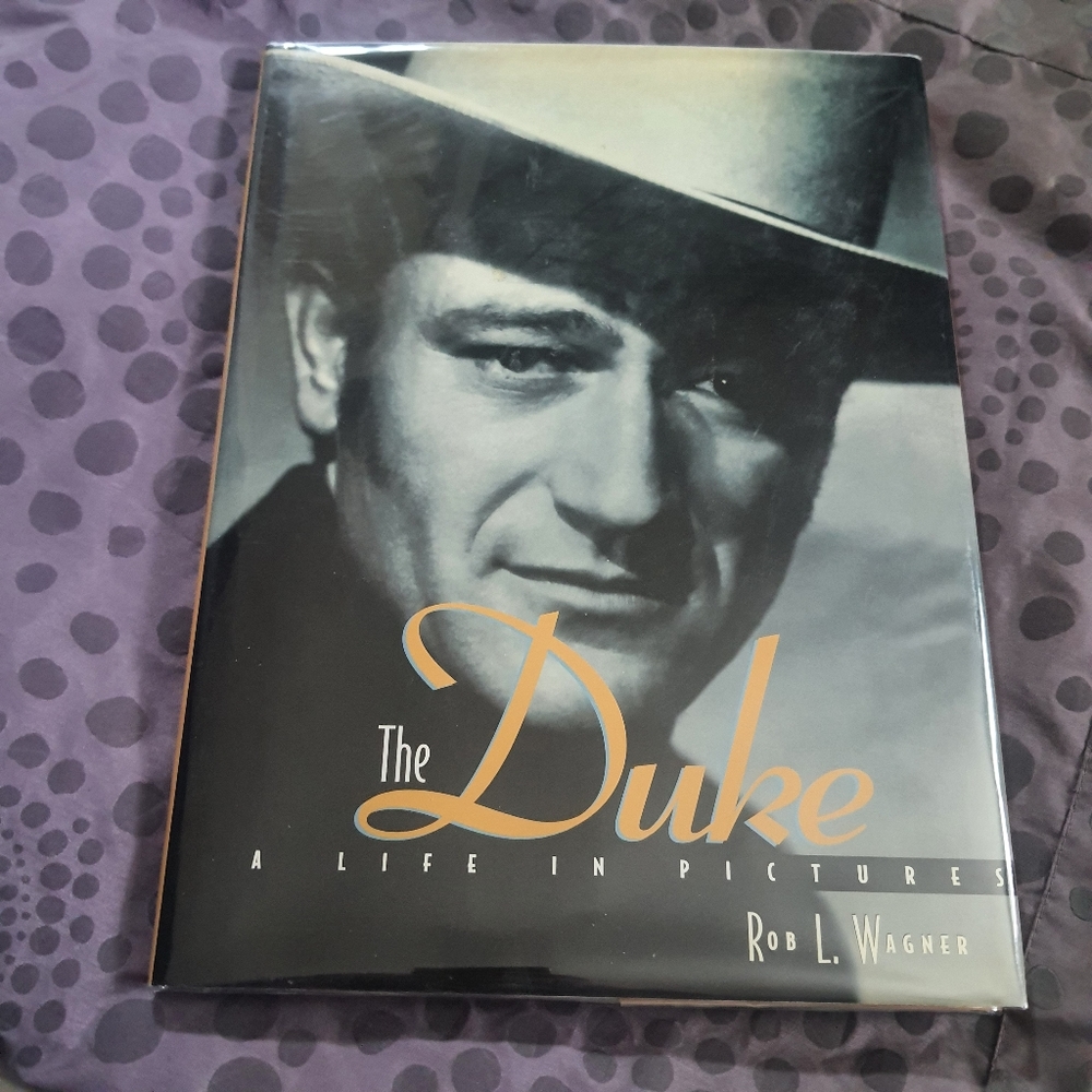 Vtg John Wayne The Duke book 1997